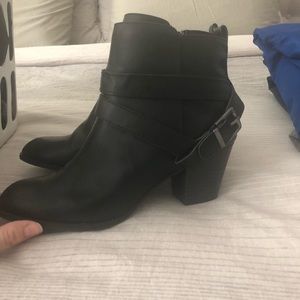 Express booties size 8